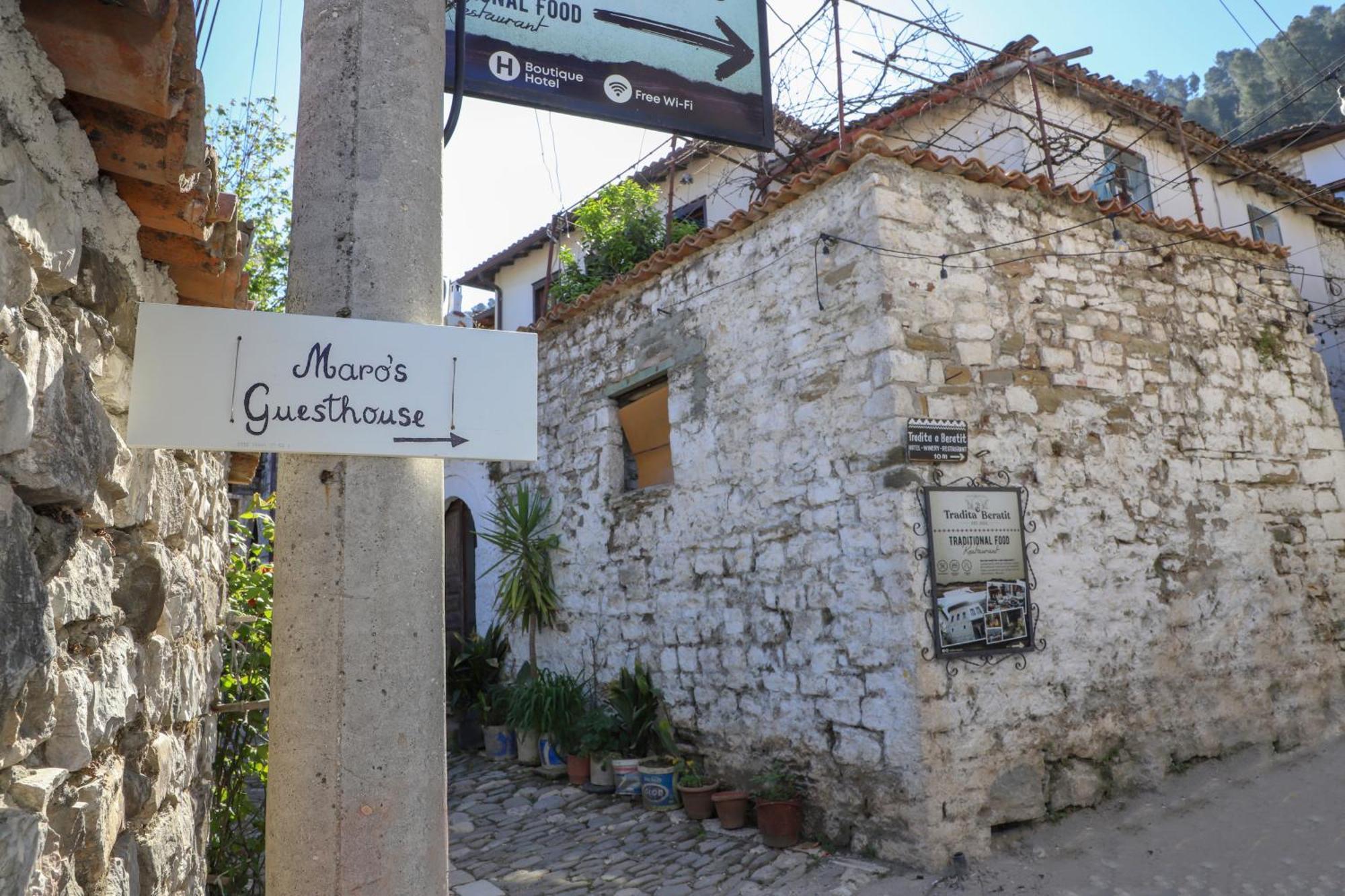 Maro'S Guesthouse Μπεράτ Εξωτερικό φωτογραφία